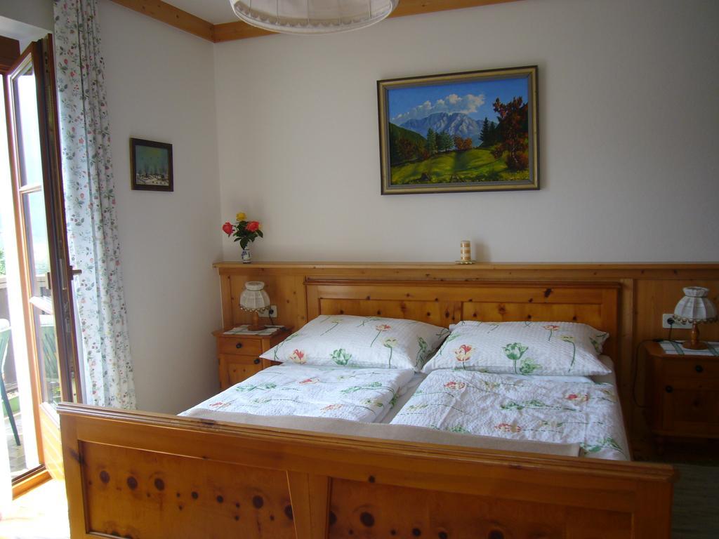 Eichenhof Villa Berg im Drautal Room photo